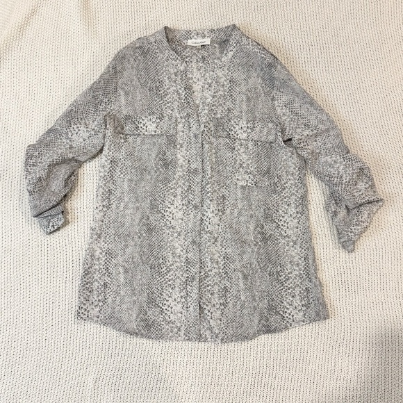 Calvin Klein White and Gray Snakeskin Blouse - Picture 2 of 6